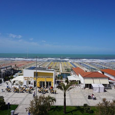 Alba Sul Mare Hotel Lido di Camaiore Exterior foto
