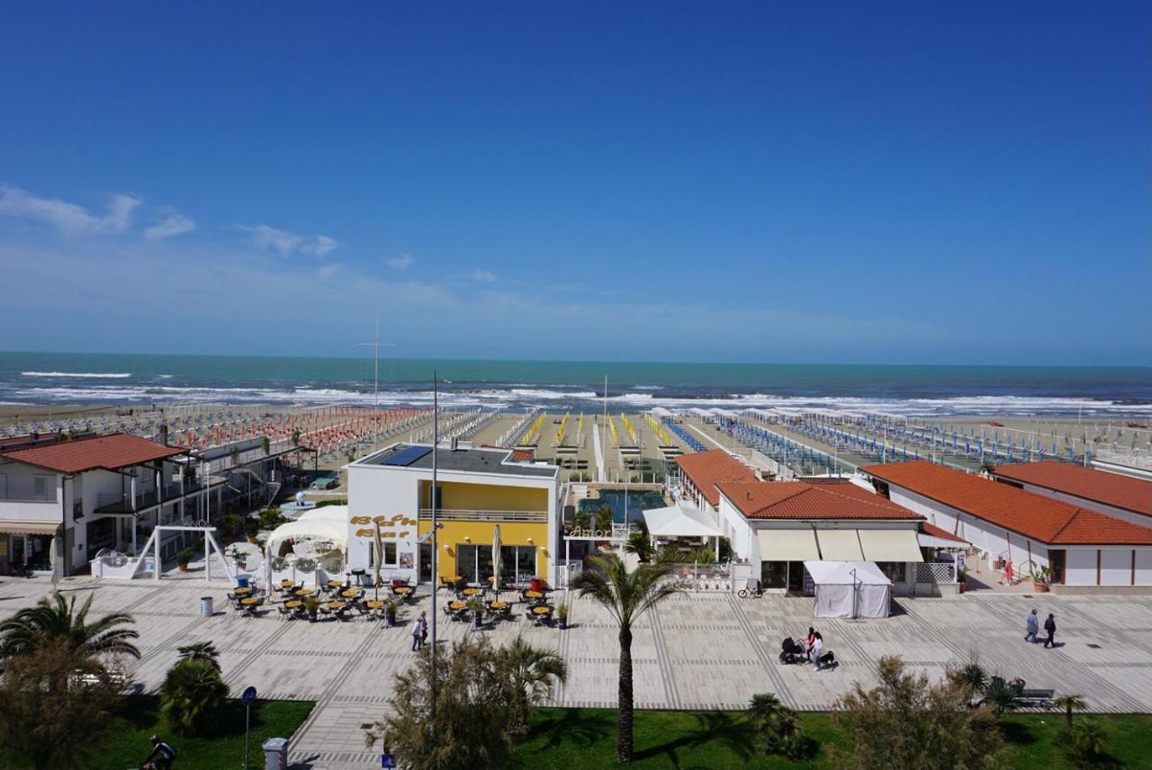 Alba Sul Mare Hotel Lido di Camaiore Exterior foto
