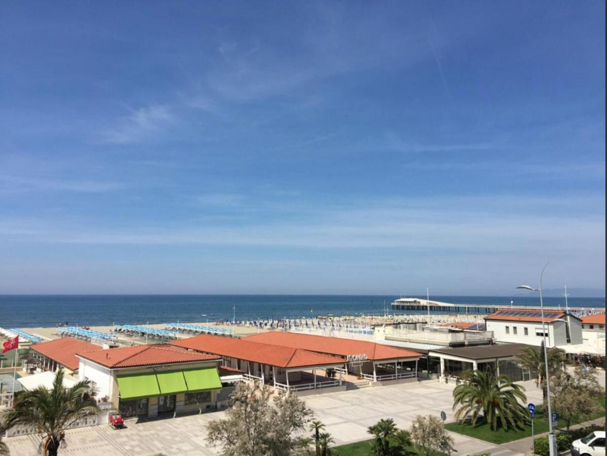Alba Sul Mare Hotel Lido di Camaiore Exterior foto