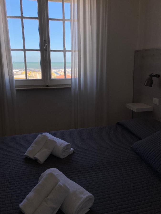 Alba Sul Mare Hotel Lido di Camaiore Exterior foto