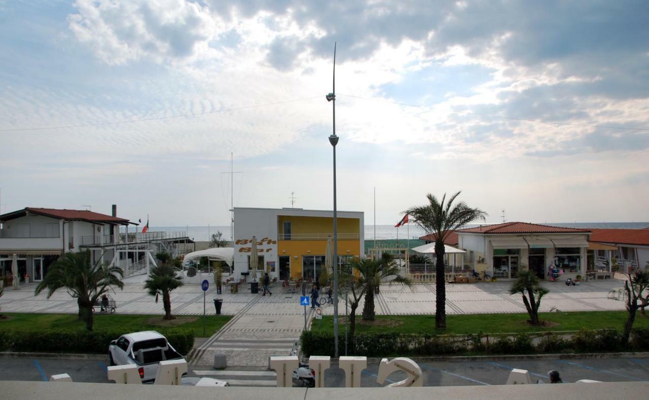 Alba Sul Mare Hotel Lido di Camaiore Exterior foto